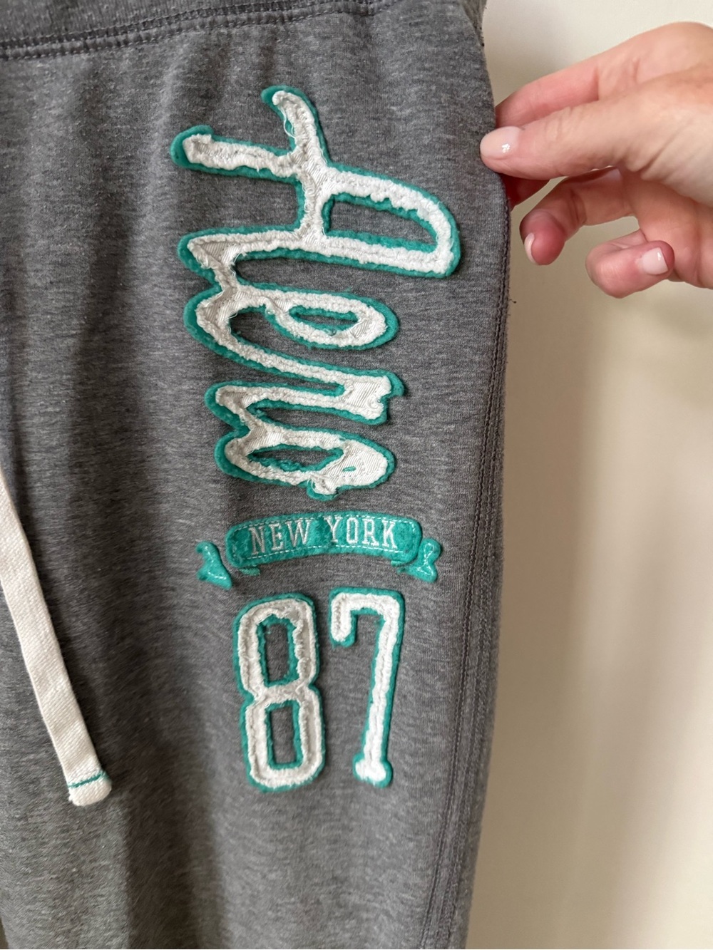 Vintage Y2K Aeropostale Aero 87 (Aero Athletics) Fit and Flare Sweatpants - Picture 9 of 11